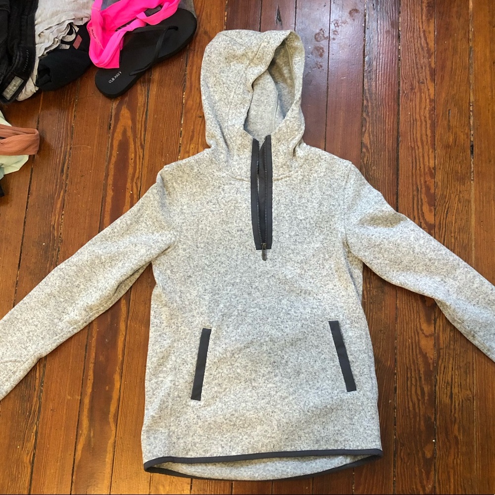 Lululemon Gray half zip